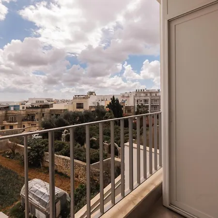 Swieqi 3 Bedroom 3 아파트 *
